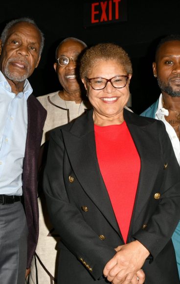 LOS ANGELES, CA -FEBRUARY 09: Danny Glover, Ayuko Babu, Karen Bass, Thomas Q Jones attend the 2023 Opening Night Gala for the Pan African Film & Arts Festival on February 09, 2023 at the Directors Guild of America in Los Angeles, California. Credit: Koi Sojer/Snap'N U Photos/MediaPunch